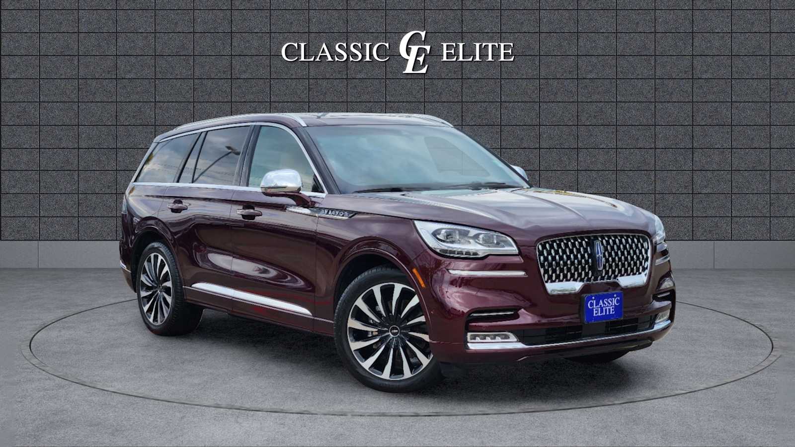 2022 Lincoln Aviator Black Label Grand Touring 1