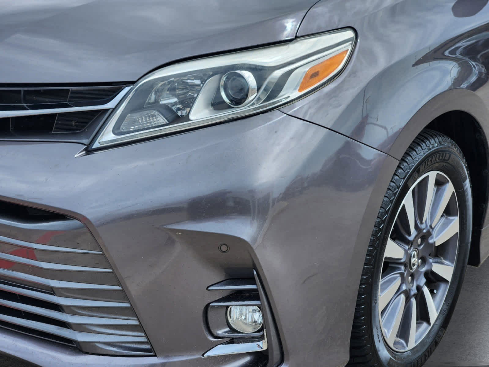 2018 Toyota Sienna Limited 9