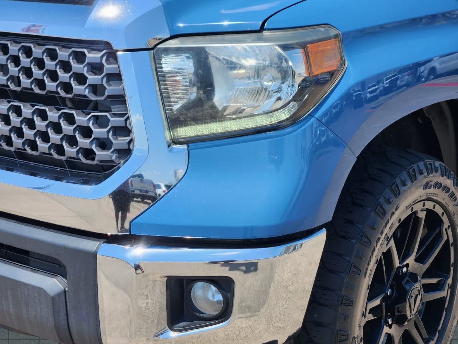 2019 Toyota Tundra SR5 CrewMax 5.5 Bed 5.7L 29