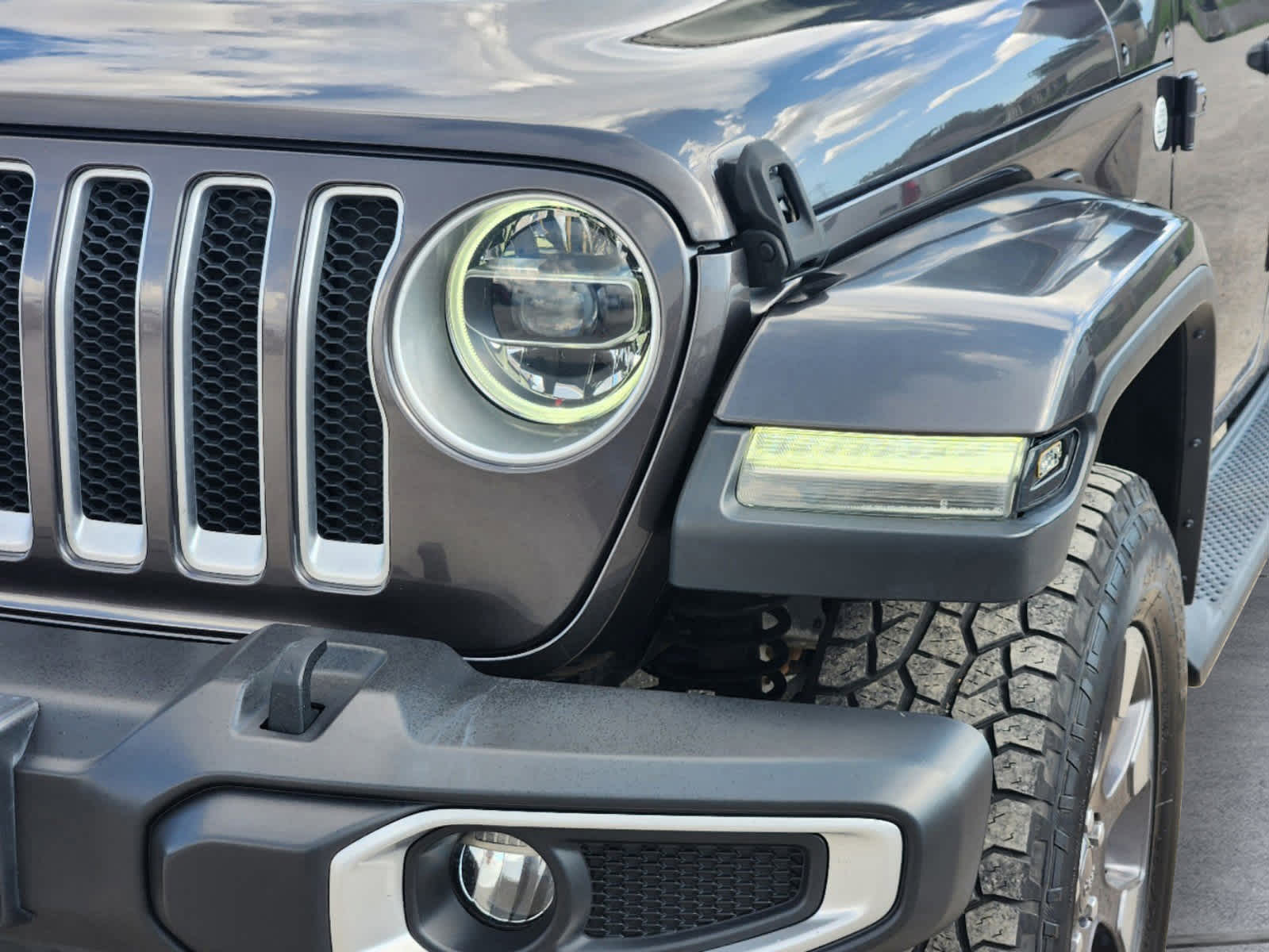 2018 Jeep Wrangler Unlimited Sahara 31