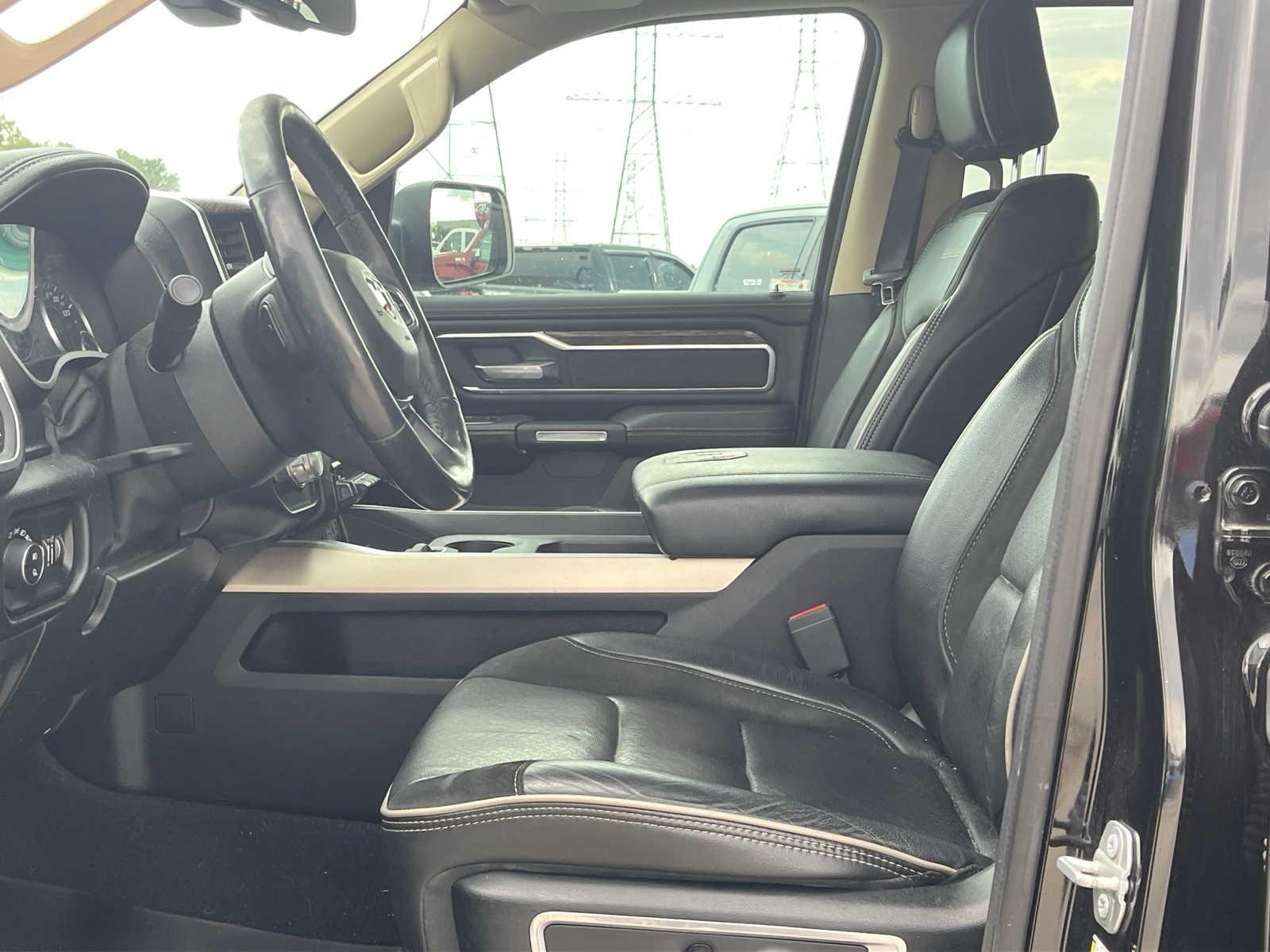 2019 Ram 1500 Laramie 4x2 Crew Cab 57 Box 6