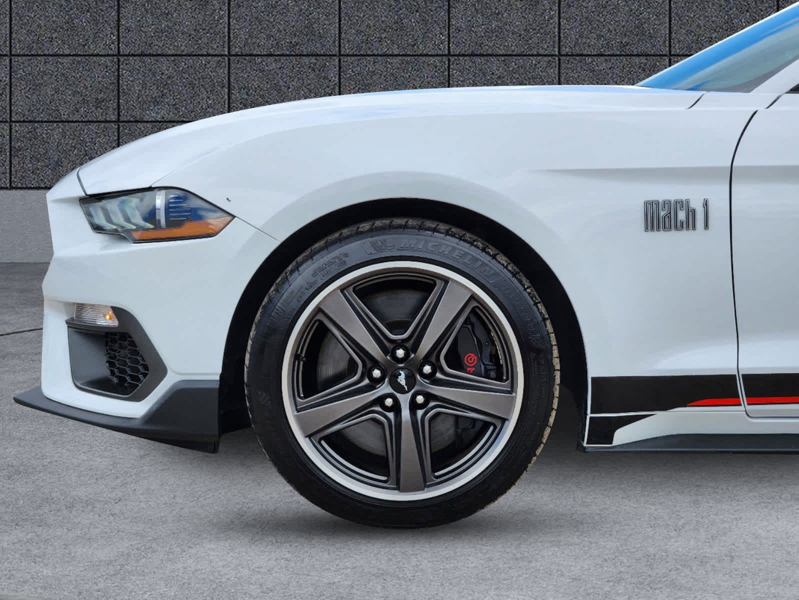 2022 Ford Mustang Mach 1 8