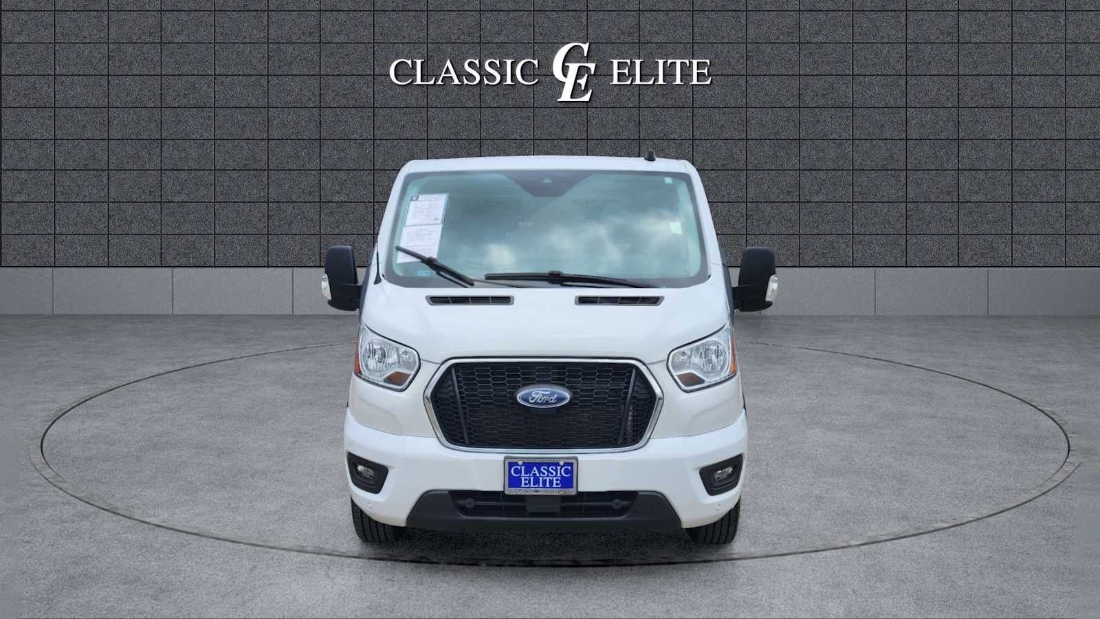 2021 Ford Transit Passenger XLT 12