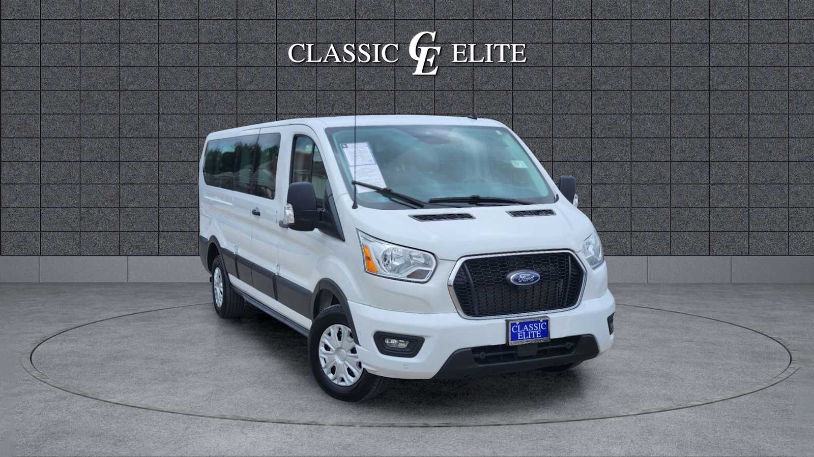 2021 Ford Transit Passenger XLT 1