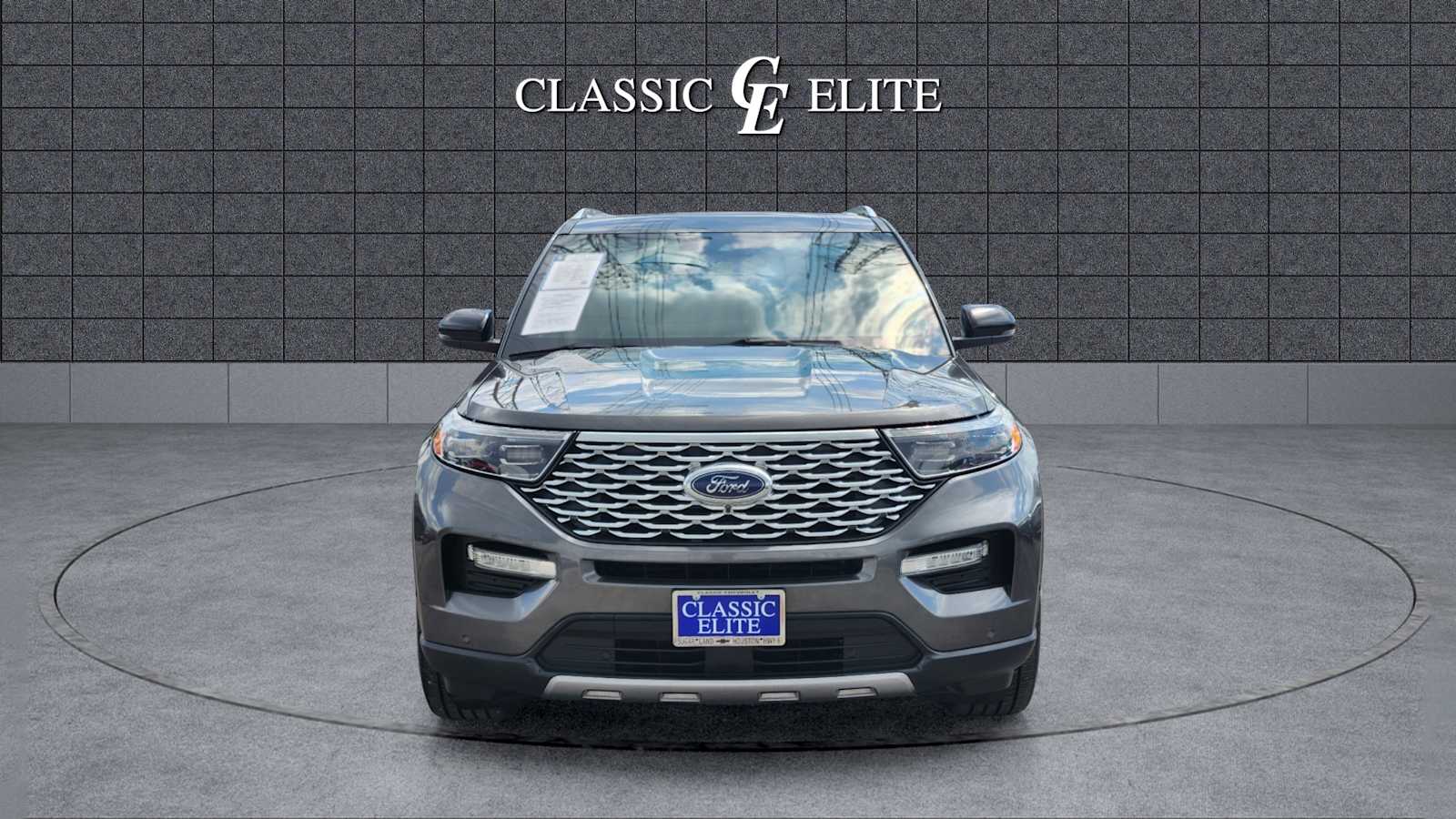 2020 Ford Explorer Platinum 2