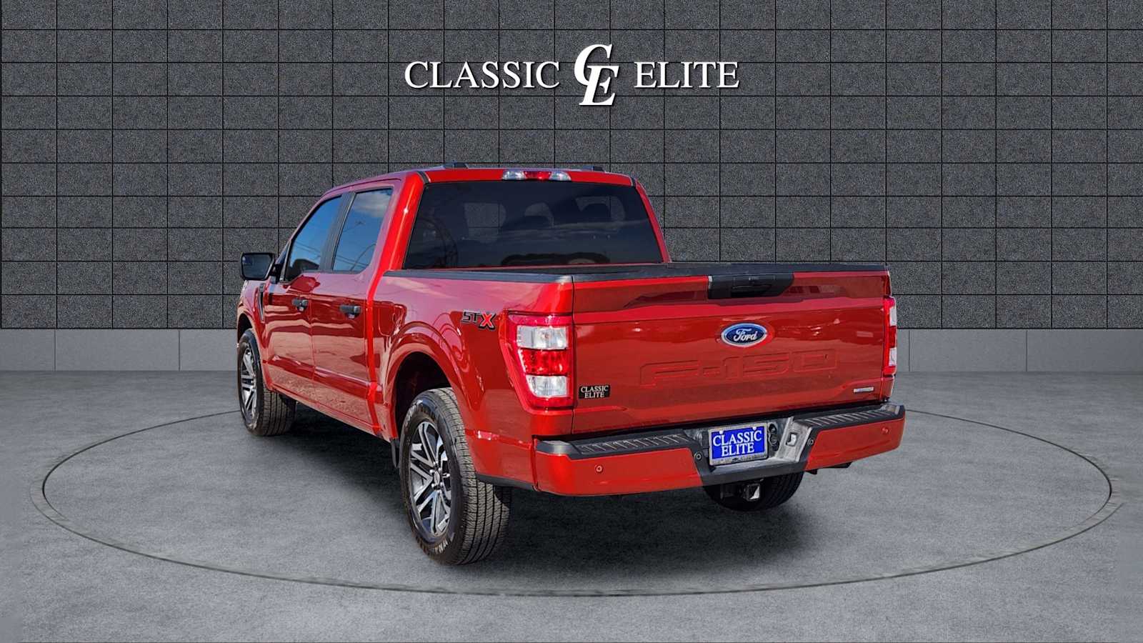 2023 Ford F-150 XL 2WD SuperCrew 5.5 Box 5