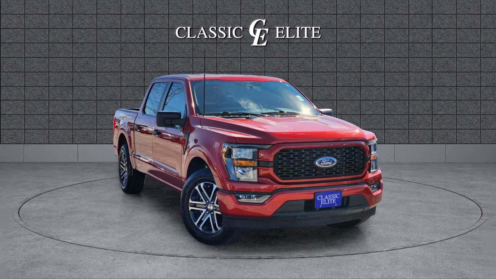 2023 Ford F-150 XL 2WD SuperCrew 5.5 Box 1