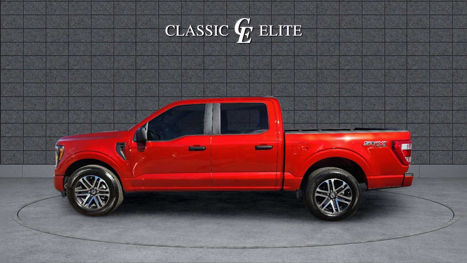 2023 Ford F-150 XL 2WD SuperCrew 5.5 Box 4