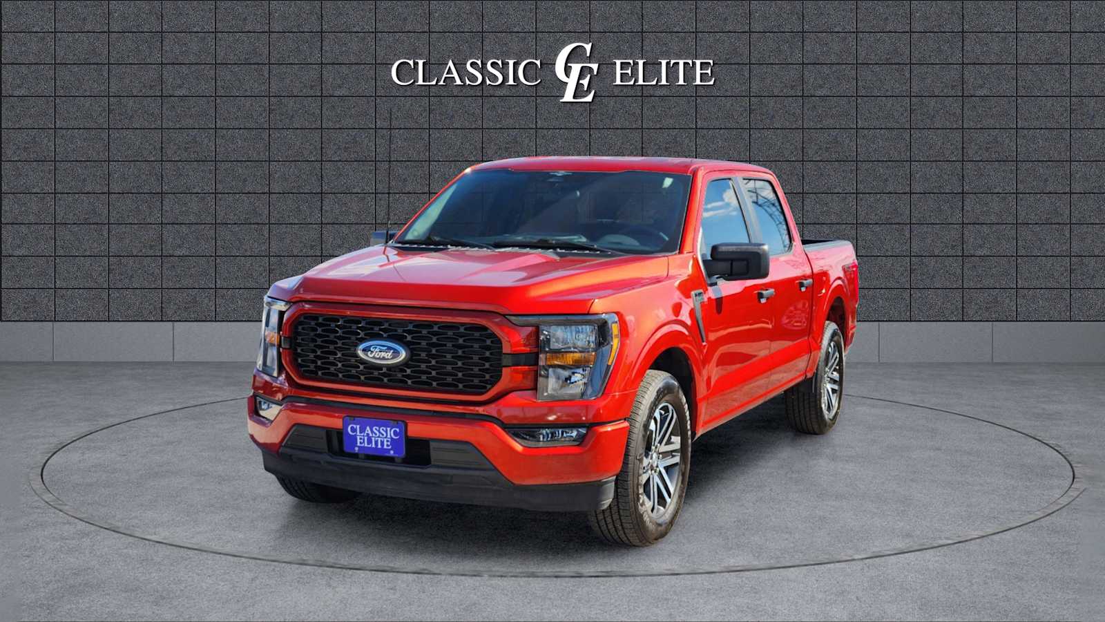 2023 Ford F-150 XL 2WD SuperCrew 5.5 Box 3