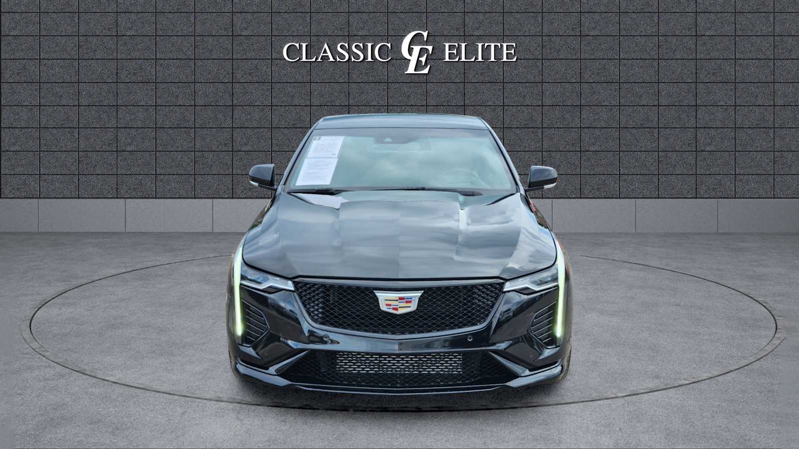 2021 Cadillac CT4 V-Series 2