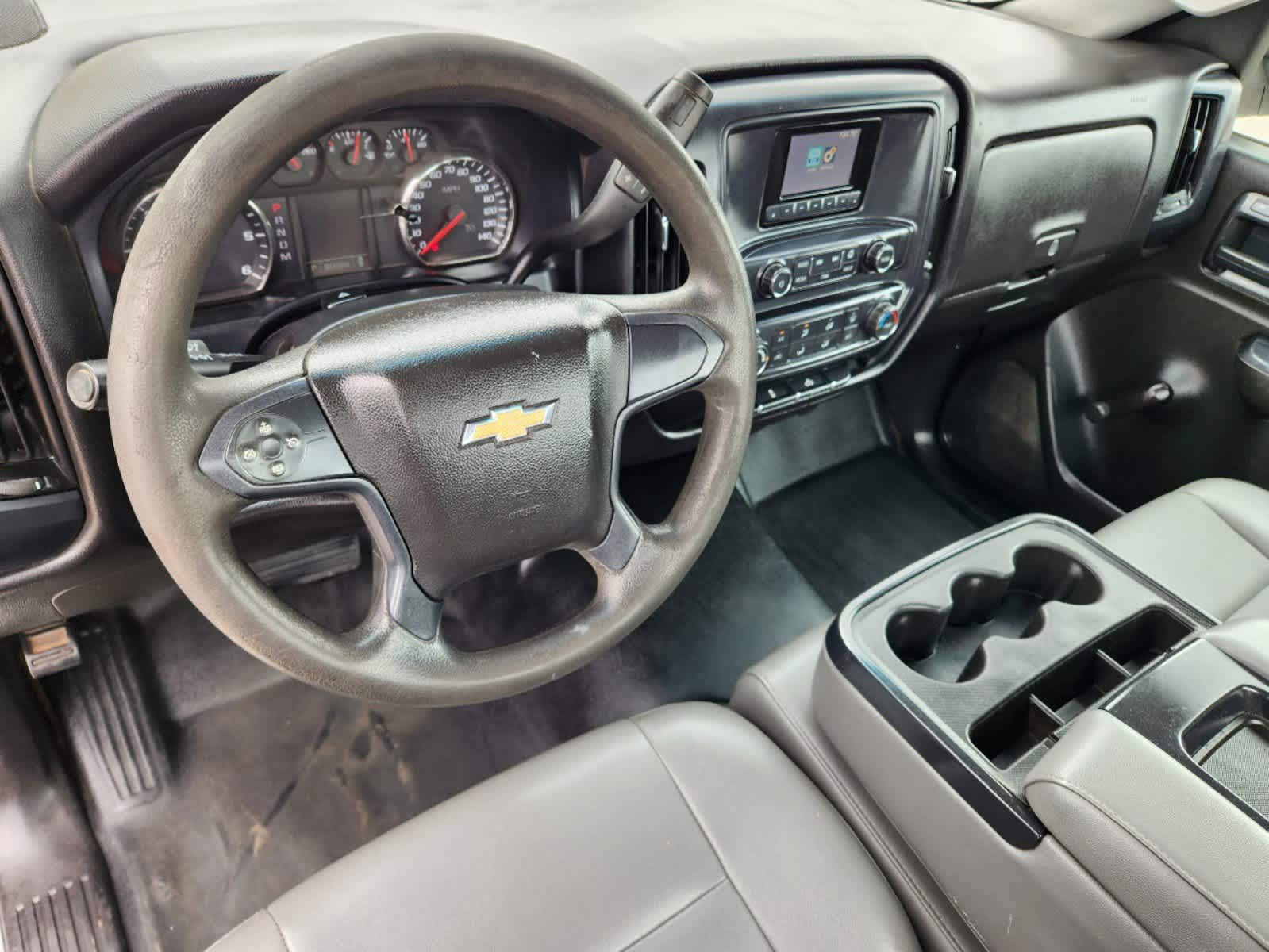 2015 Chevrolet Silverado 1500 Work Truck 2WD Reg Cab 133.0 26