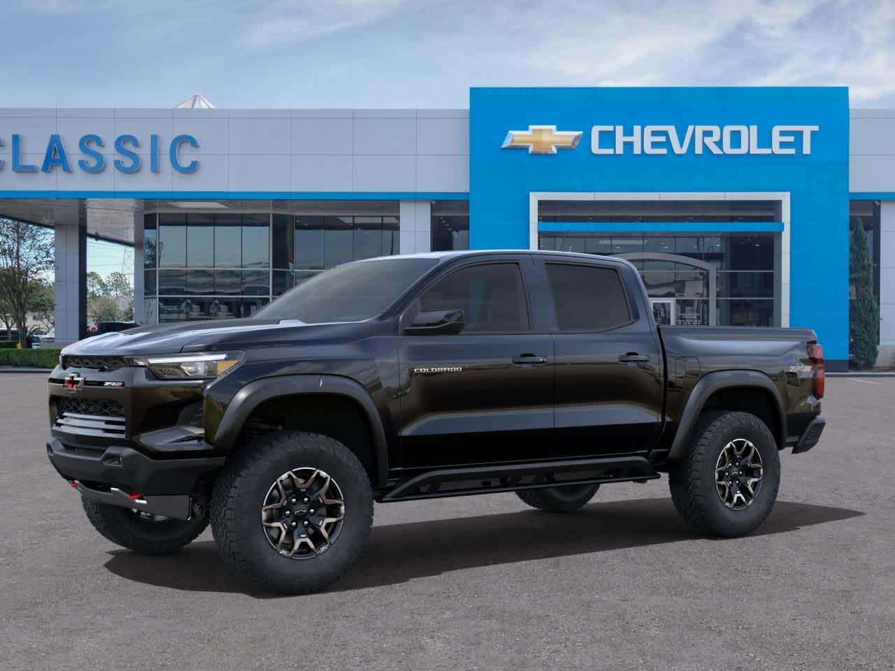 2024 Chevrolet Colorado 4WD ZR2 Crew Cab 2