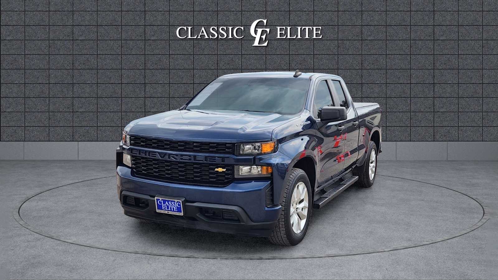 2020 Chevrolet Silverado 1500 Custom 2WD Double Cab 147 3