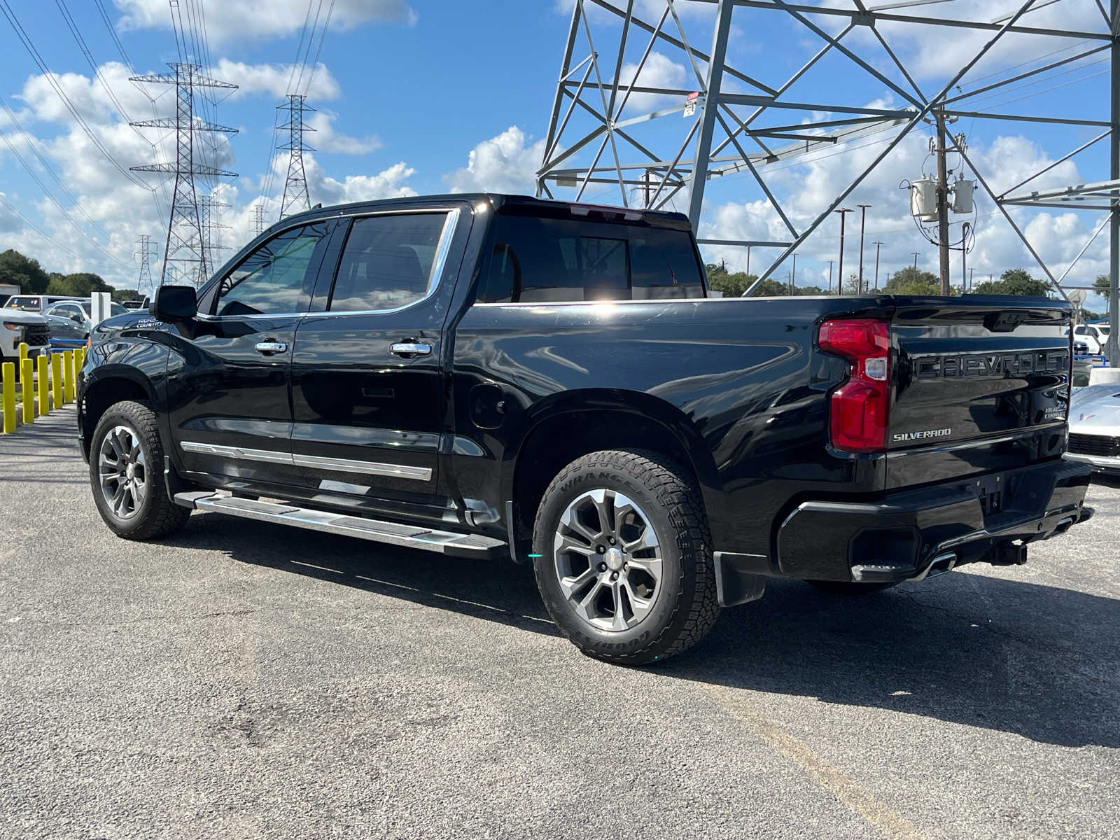 2024 Chevrolet Silverado 1500 High Country 4WD Crew Cab 147 3