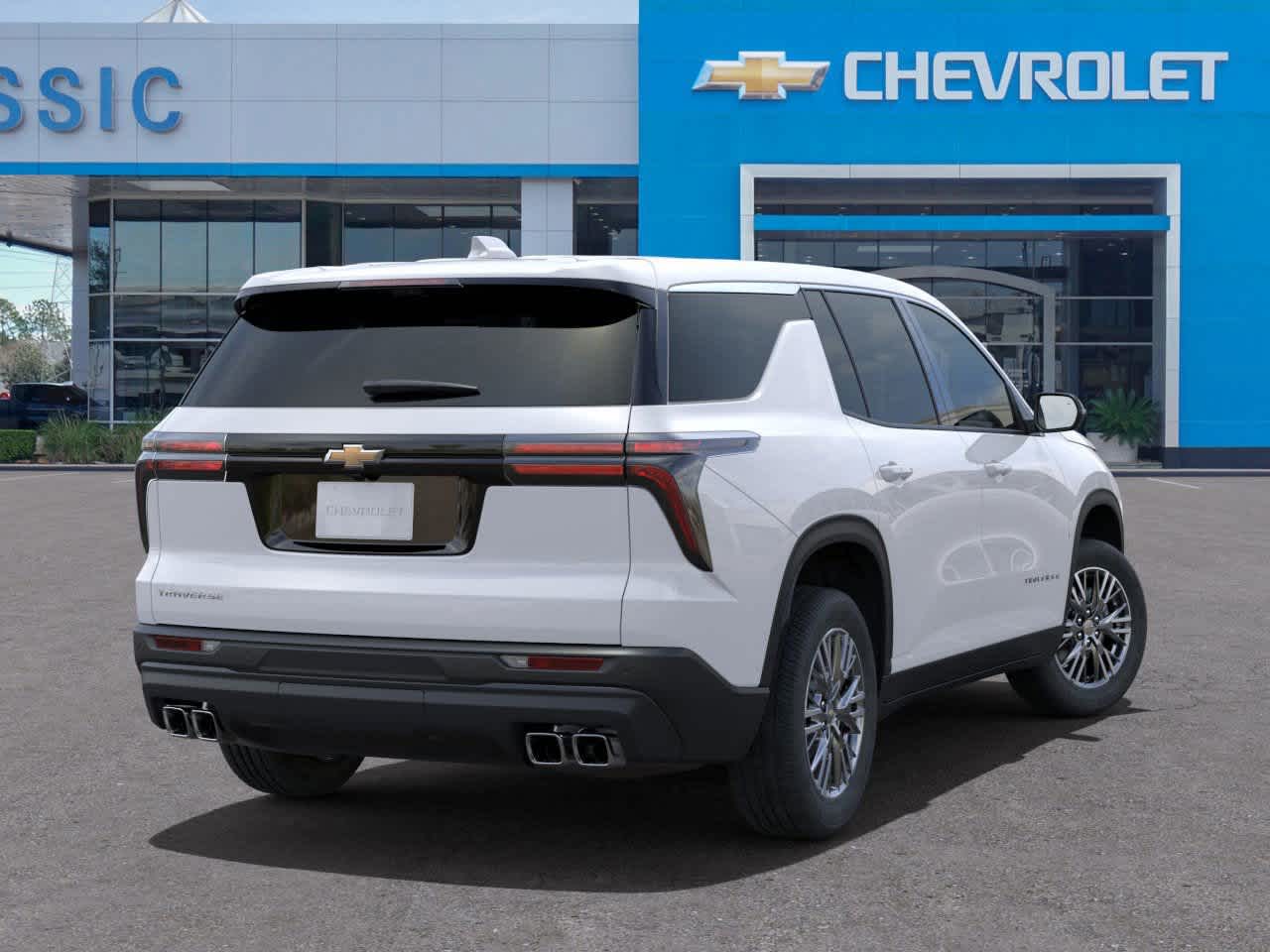 2024 Chevrolet Traverse FWD LS 4