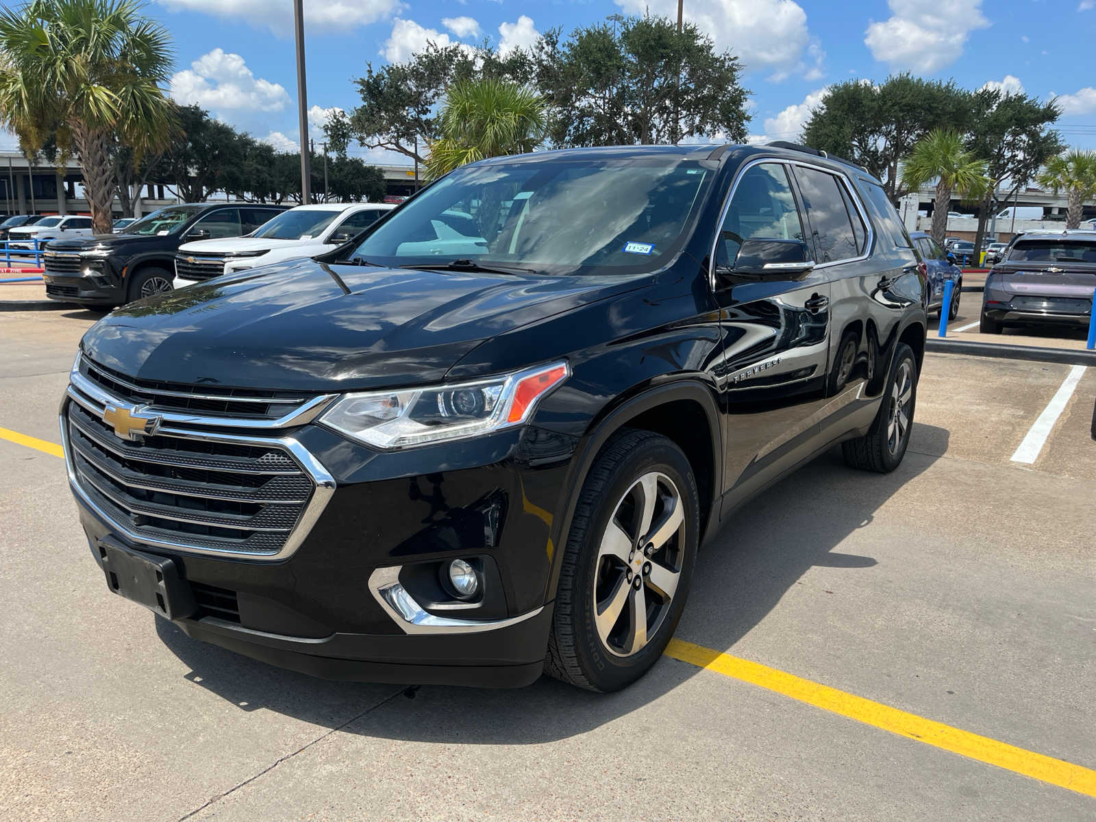 2020 Chevrolet Traverse LT Leather 2