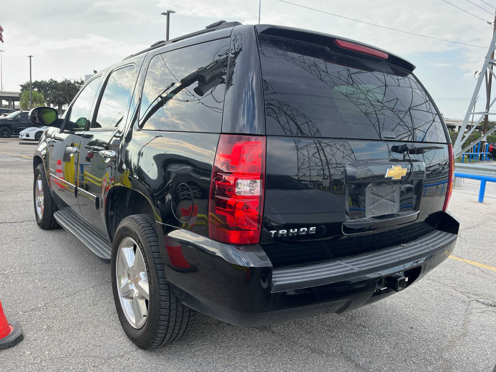 2013 Chevrolet Tahoe LS 2