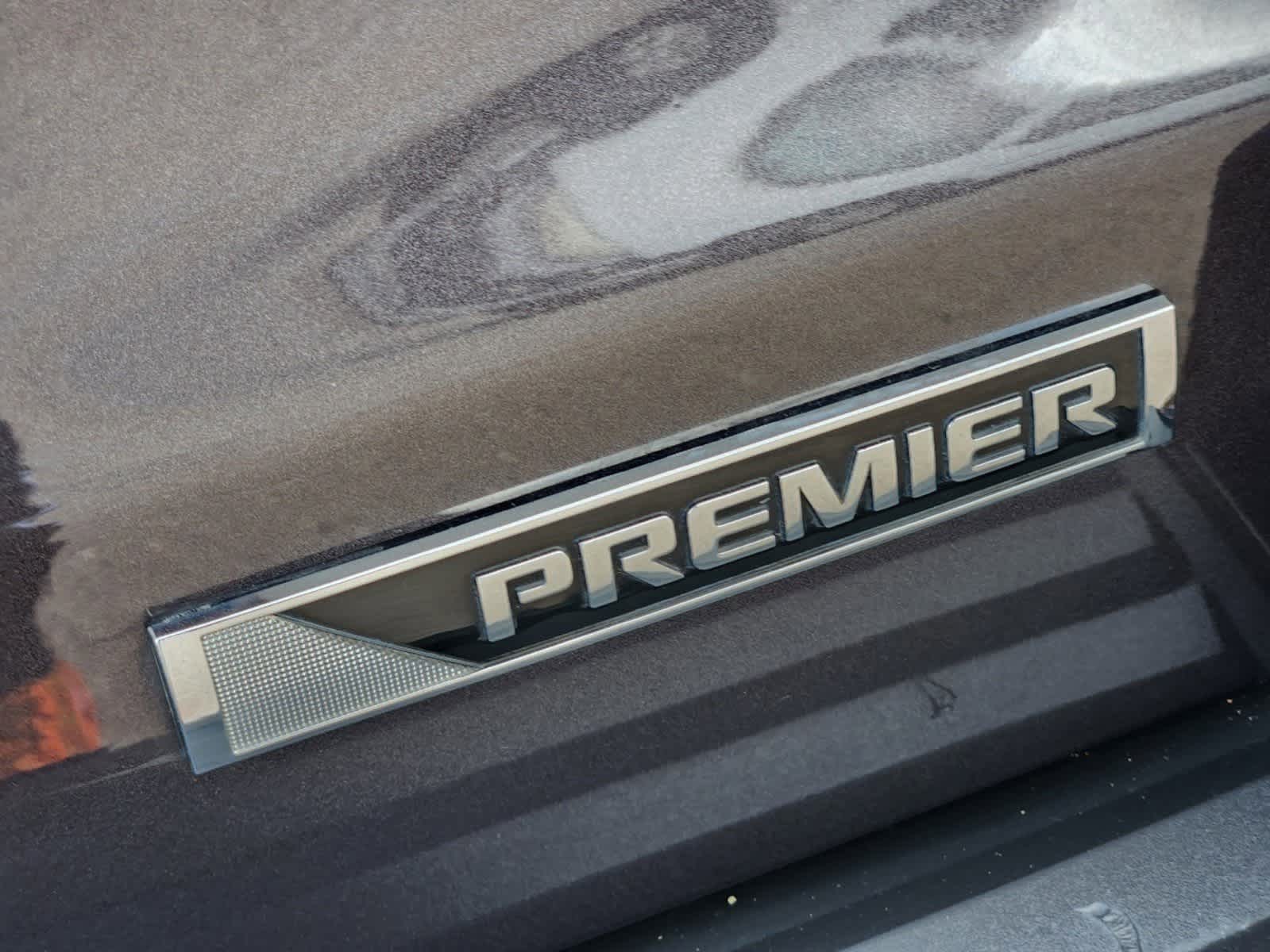 2017 Chevrolet Tahoe Premier 35