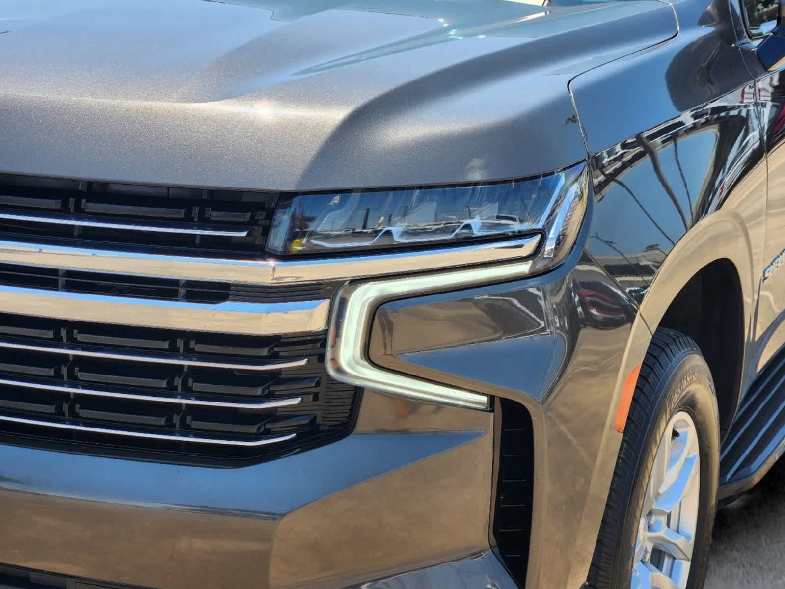 2021 Chevrolet Suburban LT 33