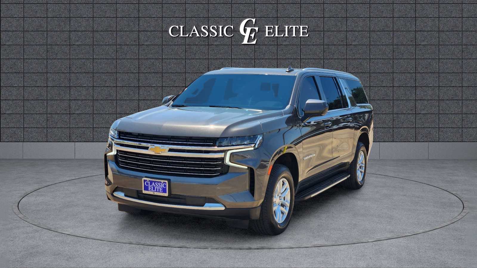 2021 Chevrolet Suburban LT 3