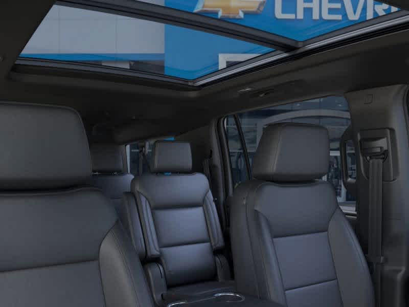 2024 Chevrolet Suburban LT 24