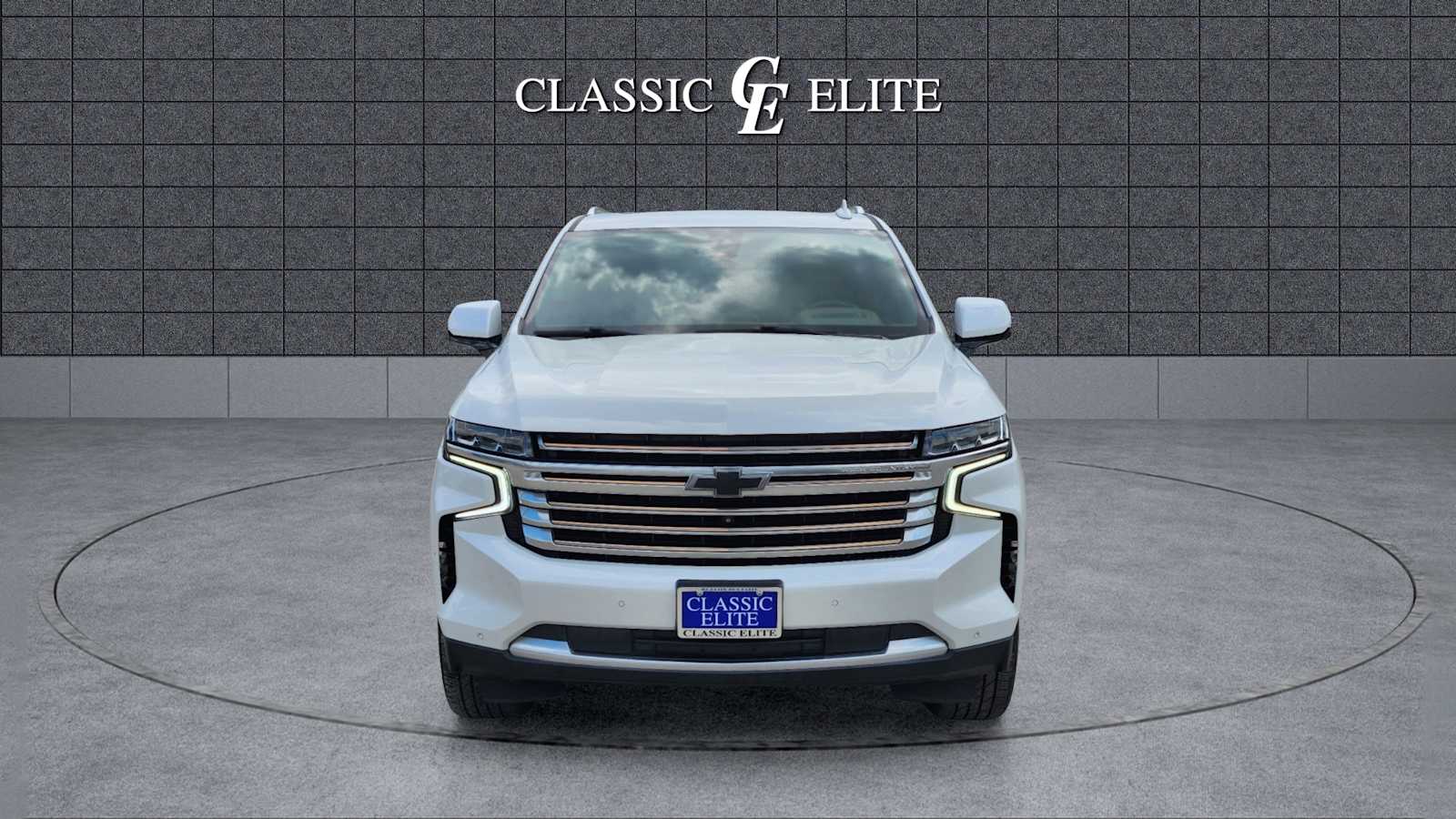 2021 Chevrolet Suburban High Country 2