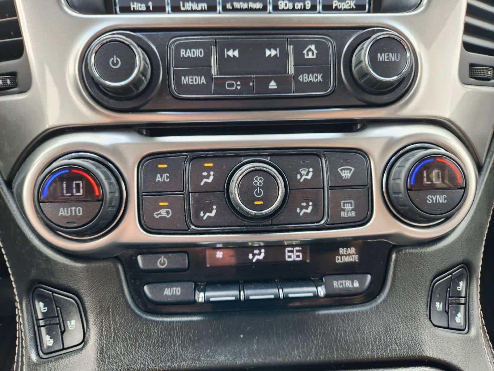 2019 Chevrolet Tahoe Premier 12