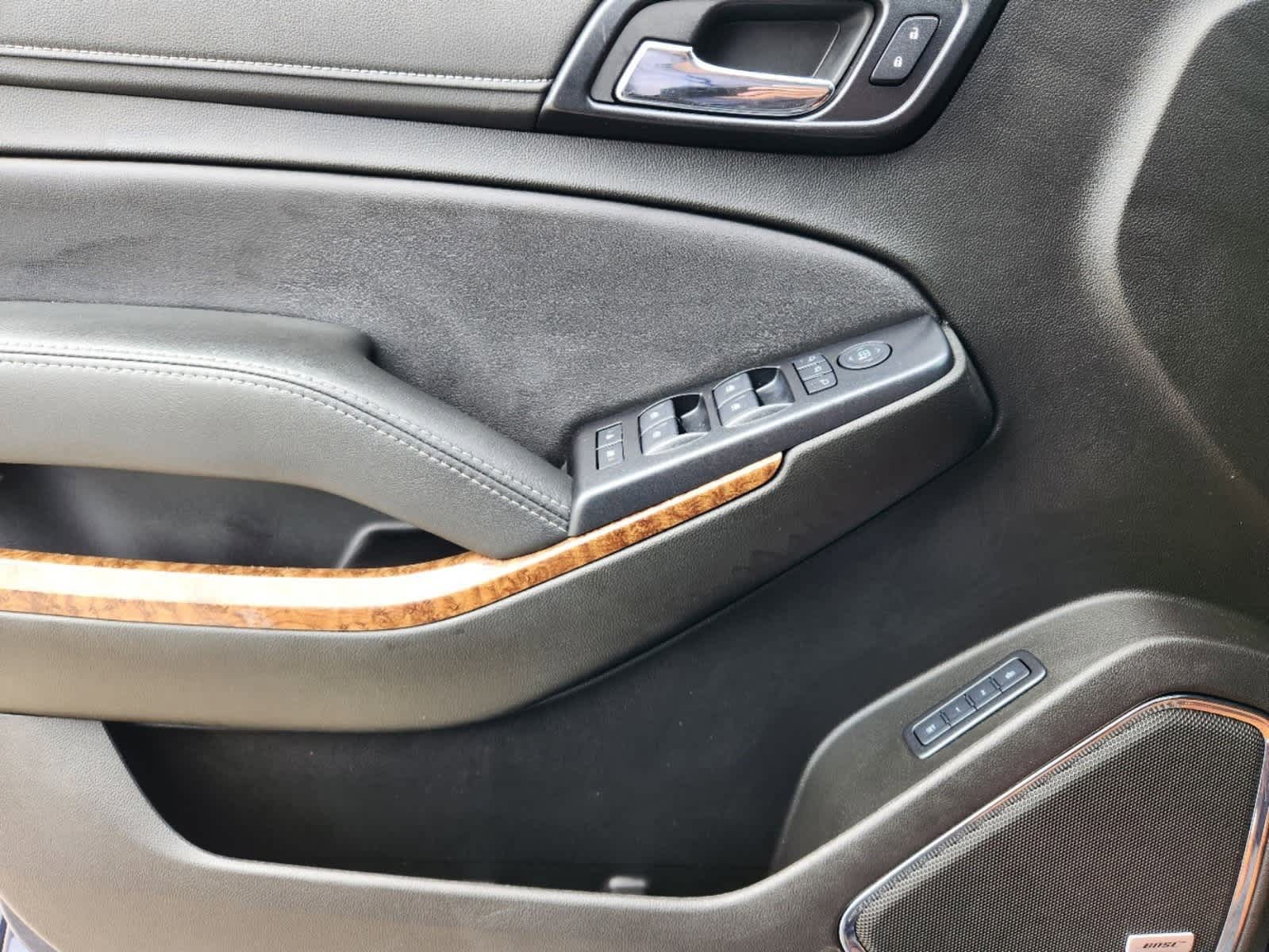 2019 Chevrolet Tahoe Premier 16
