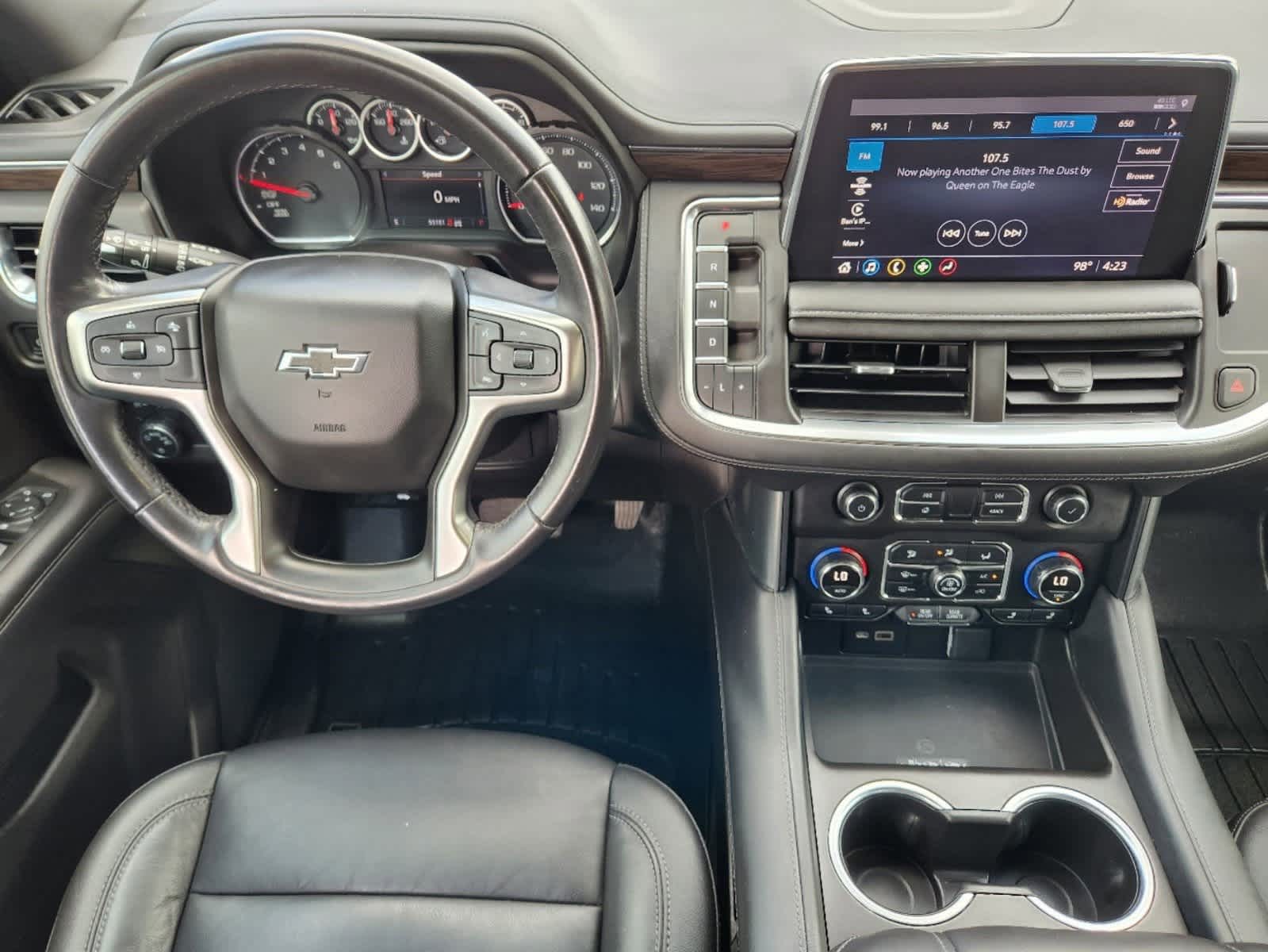 2021 Chevrolet Suburban Z71 24