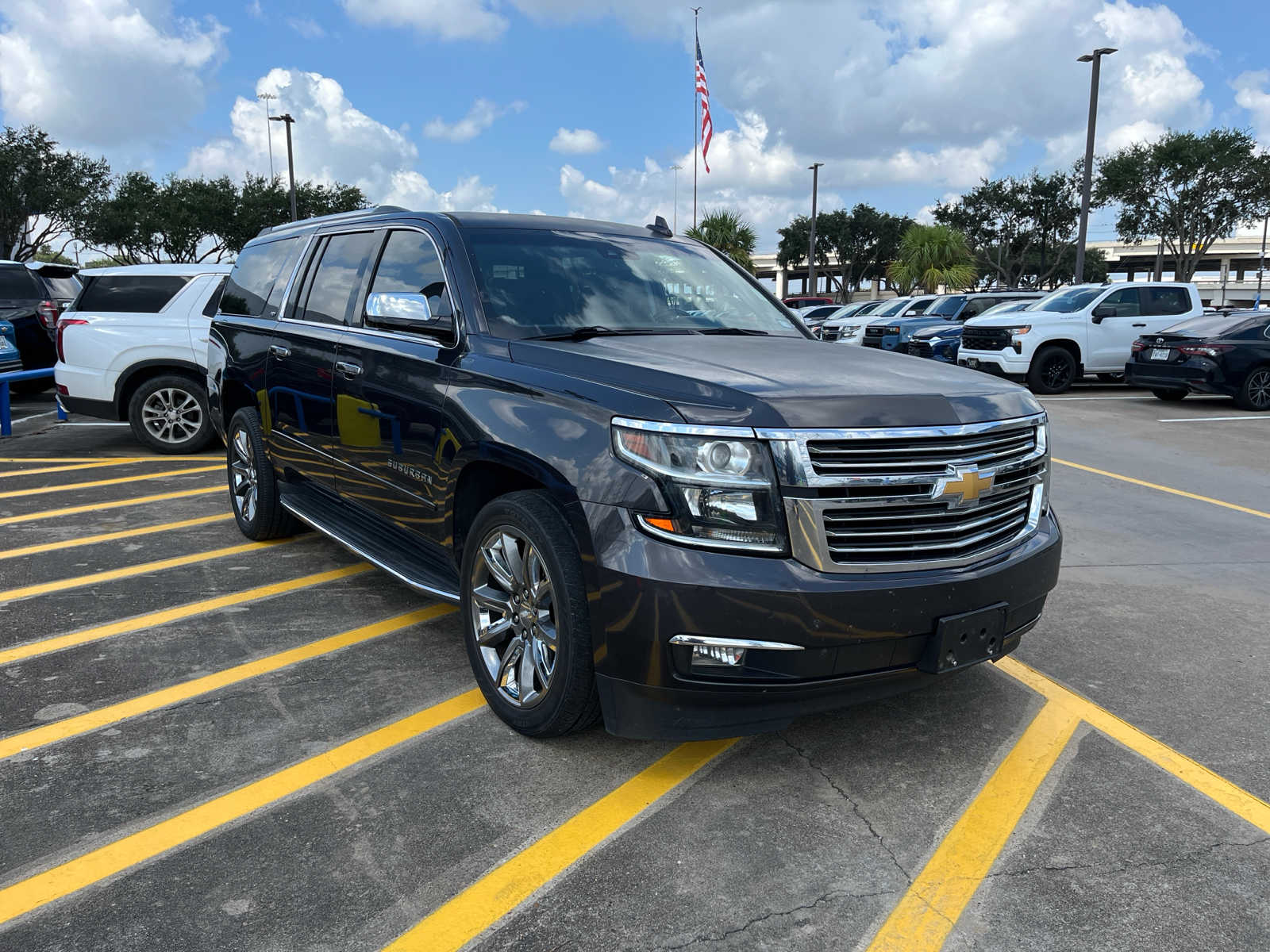 2016 Chevrolet Suburban LTZ 1