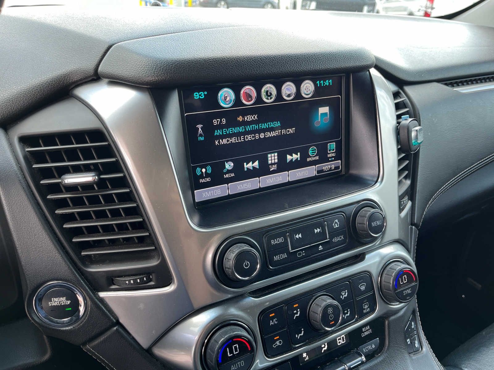 2016 Chevrolet Suburban LTZ 8