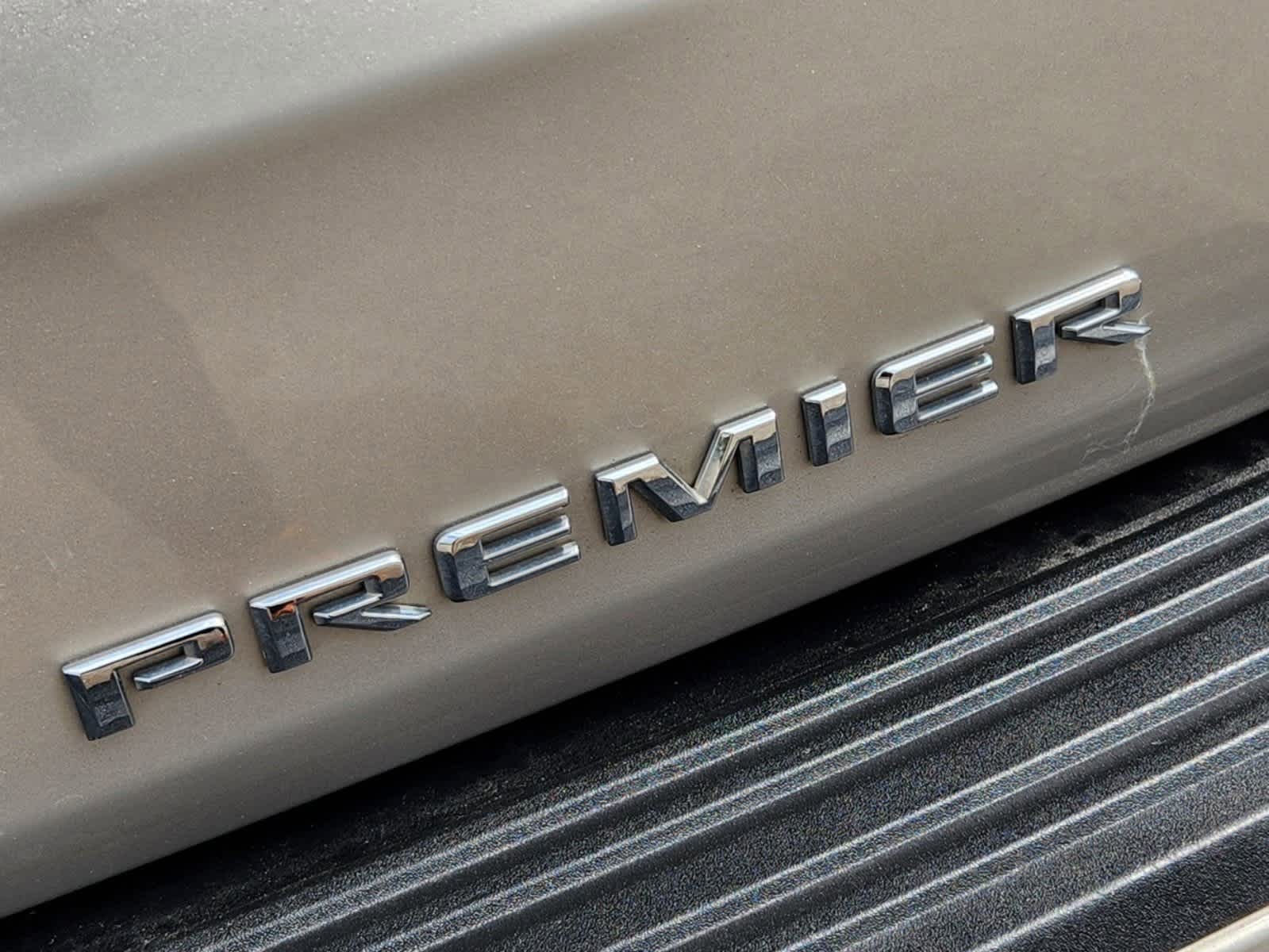 2022 Chevrolet Tahoe Premier 8