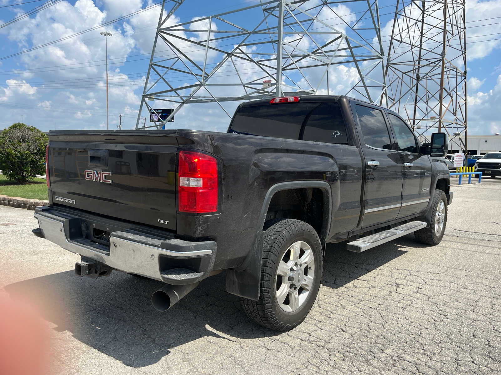 2018 GMC Sierra 2500HD SLT 4WD Crew Cab 153.7 3