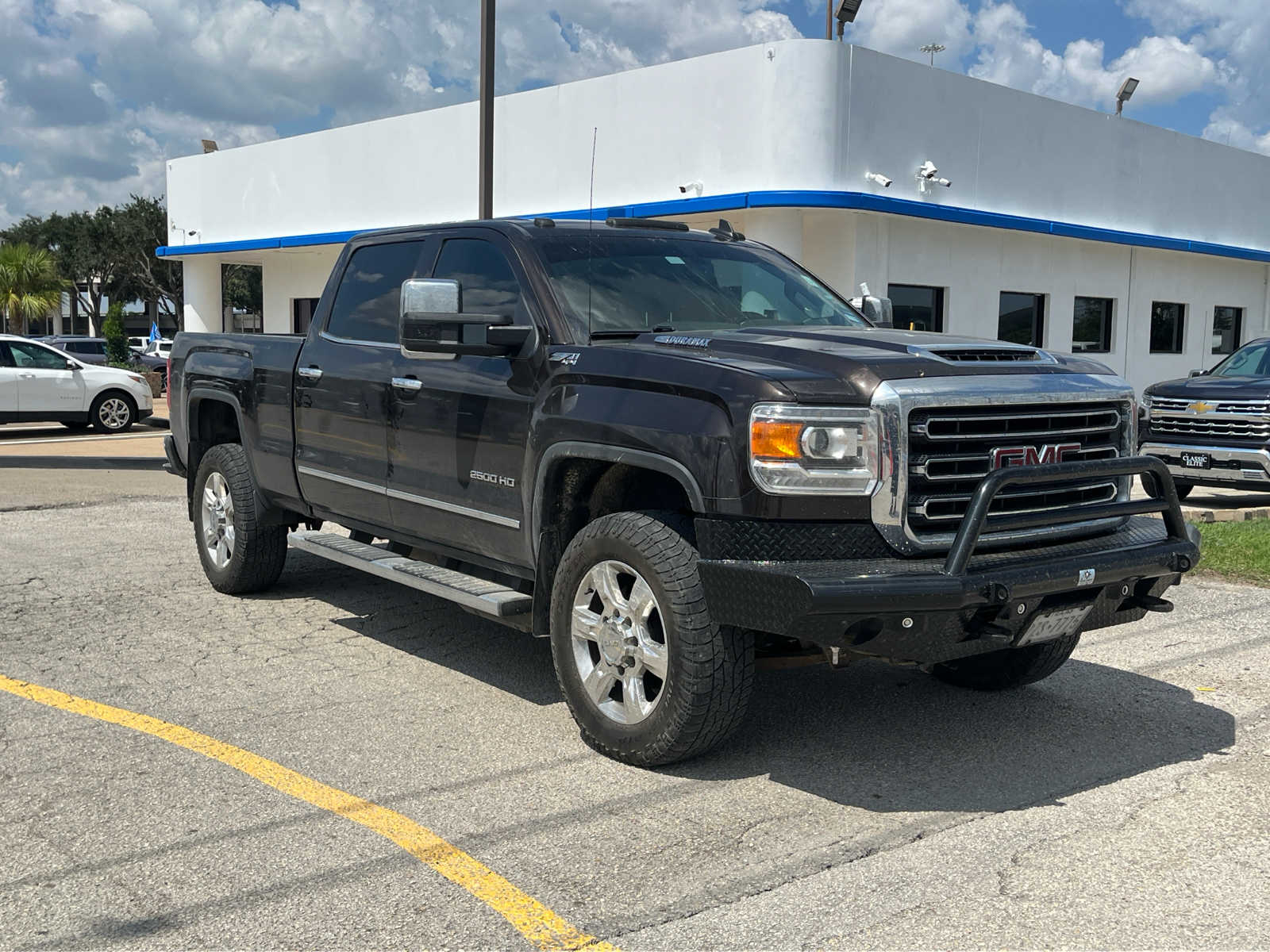 2018 GMC Sierra 2500HD SLT 4WD Crew Cab 153.7 4