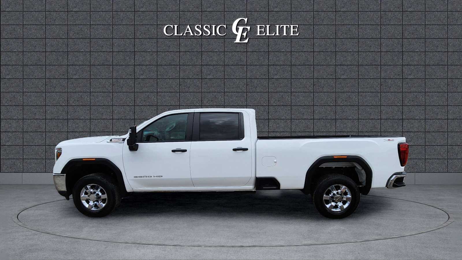 2023 GMC Sierra 3500HD Pro 4WD Crew Cab 172 4