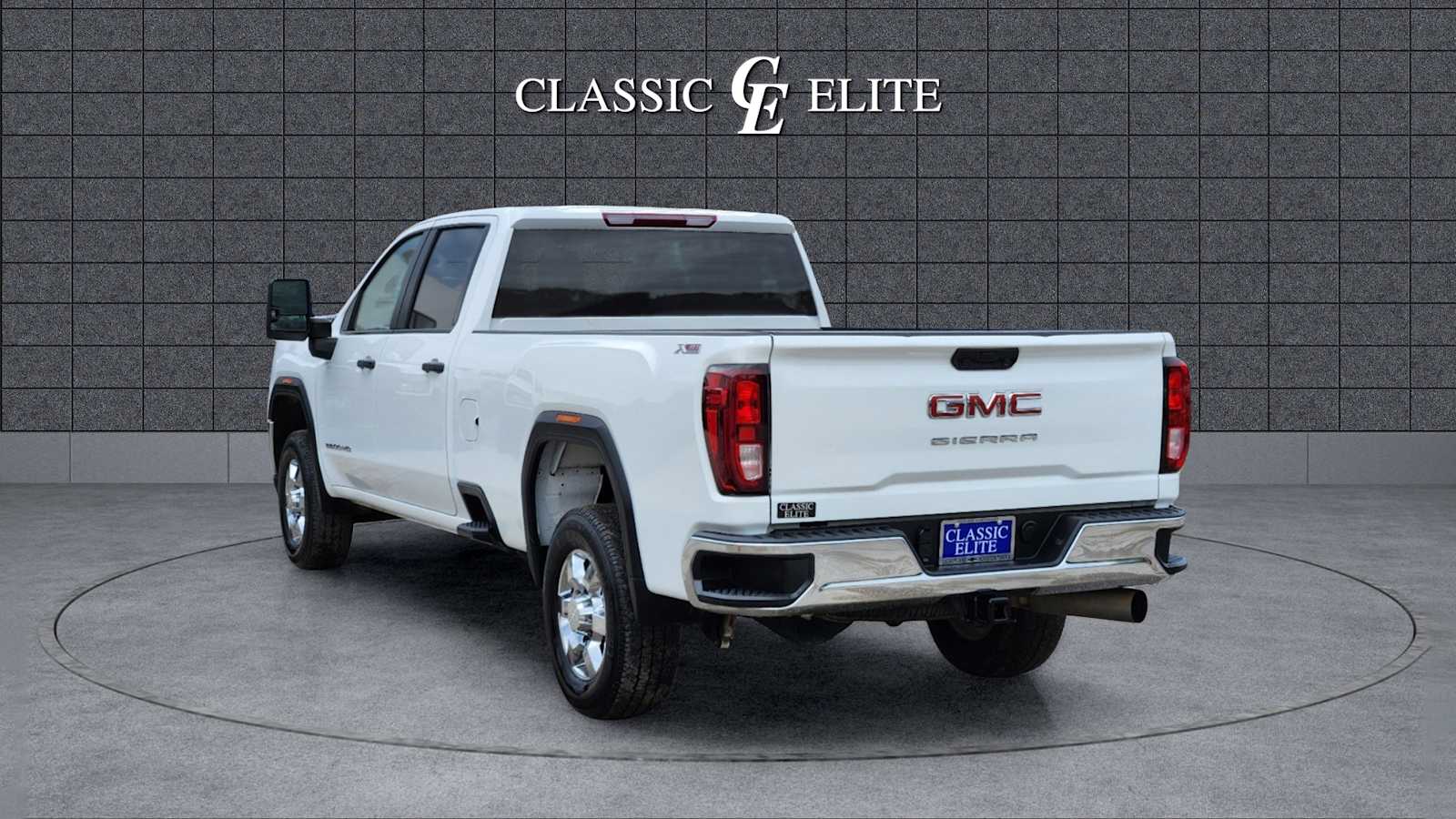 2023 GMC Sierra 3500HD Pro 4WD Crew Cab 172 5