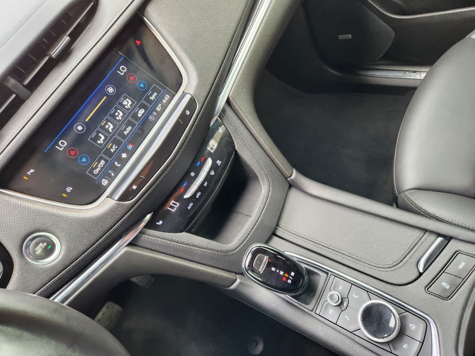 2022 Cadillac XT5 AWD Premium Luxury 19