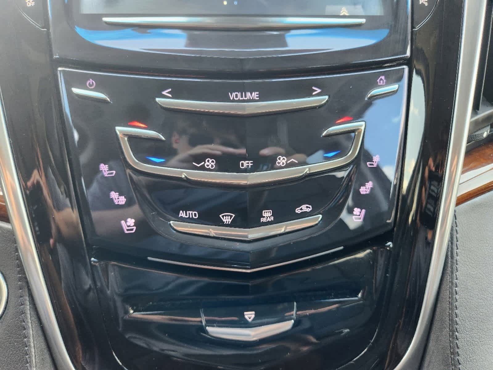 2019 Cadillac Escalade Luxury 22