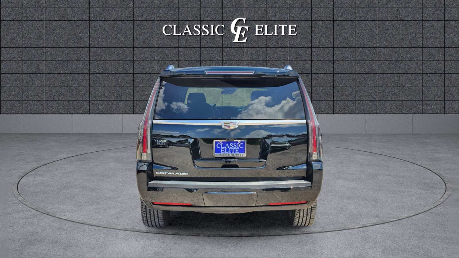 2019 Cadillac Escalade Luxury 6