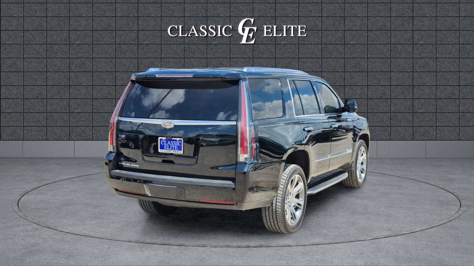 2019 Cadillac Escalade Luxury 7