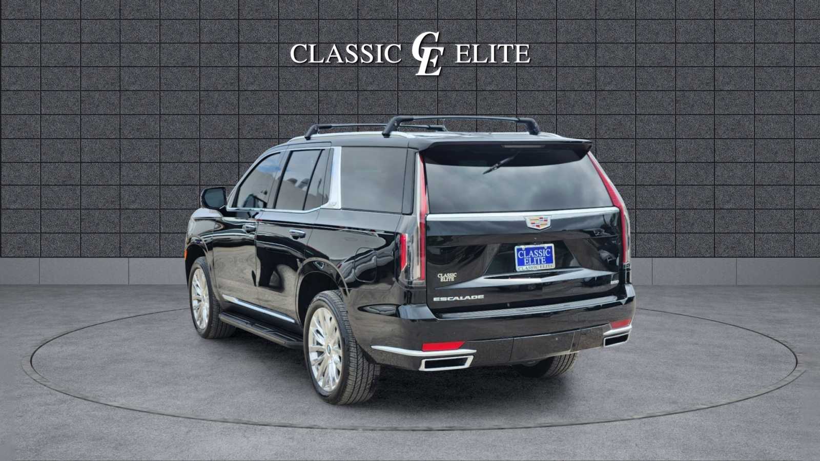 2023 Cadillac Escalade 4WD Premium Luxury 5