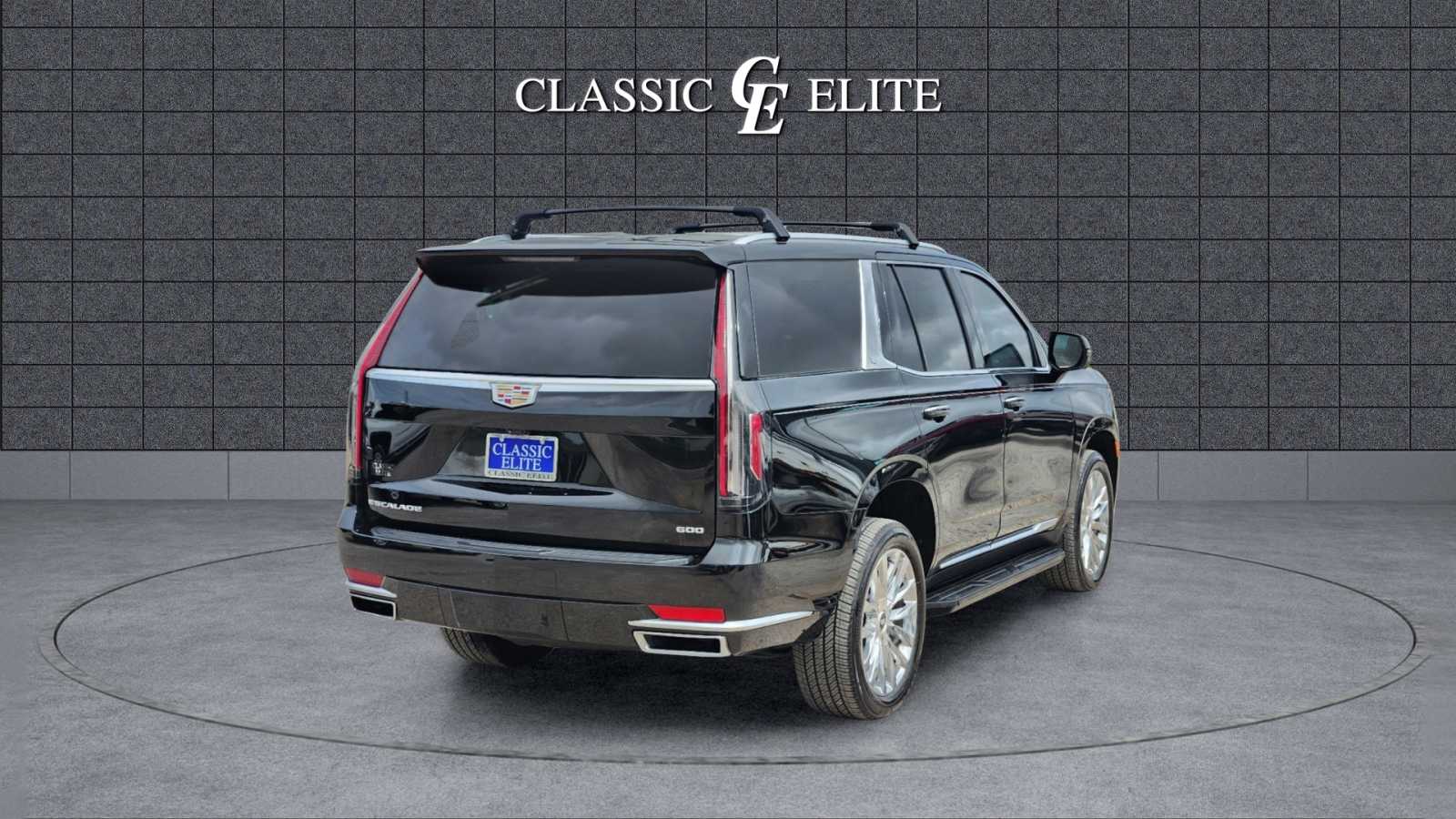 2023 Cadillac Escalade 4WD Premium Luxury 7