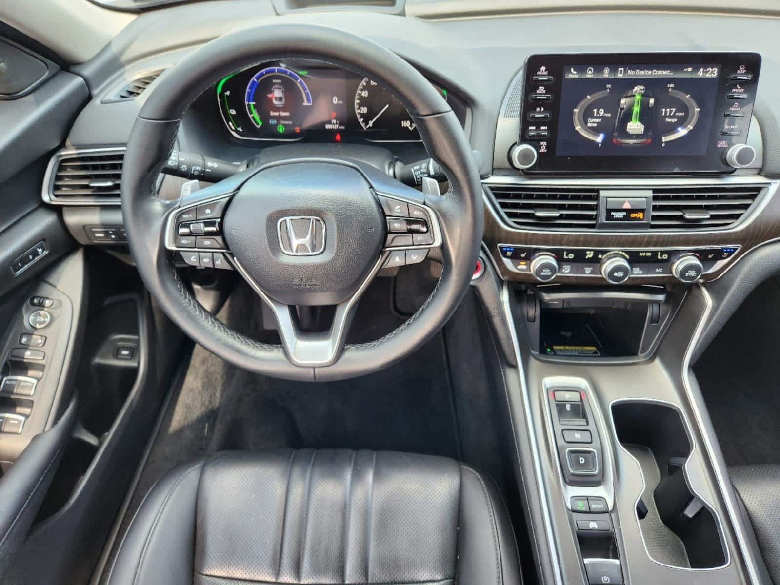 2022 Honda Accord Hybrid Touring 27