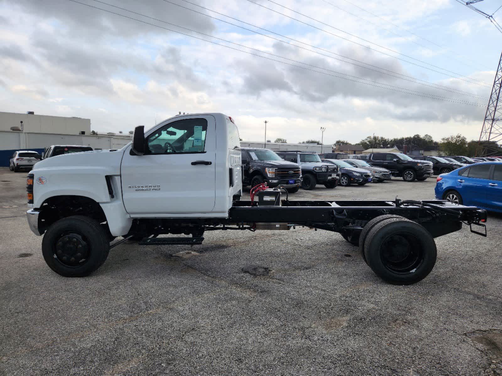 2023 Chevrolet Silverado MD Work Truck 4WD Reg Cab 4