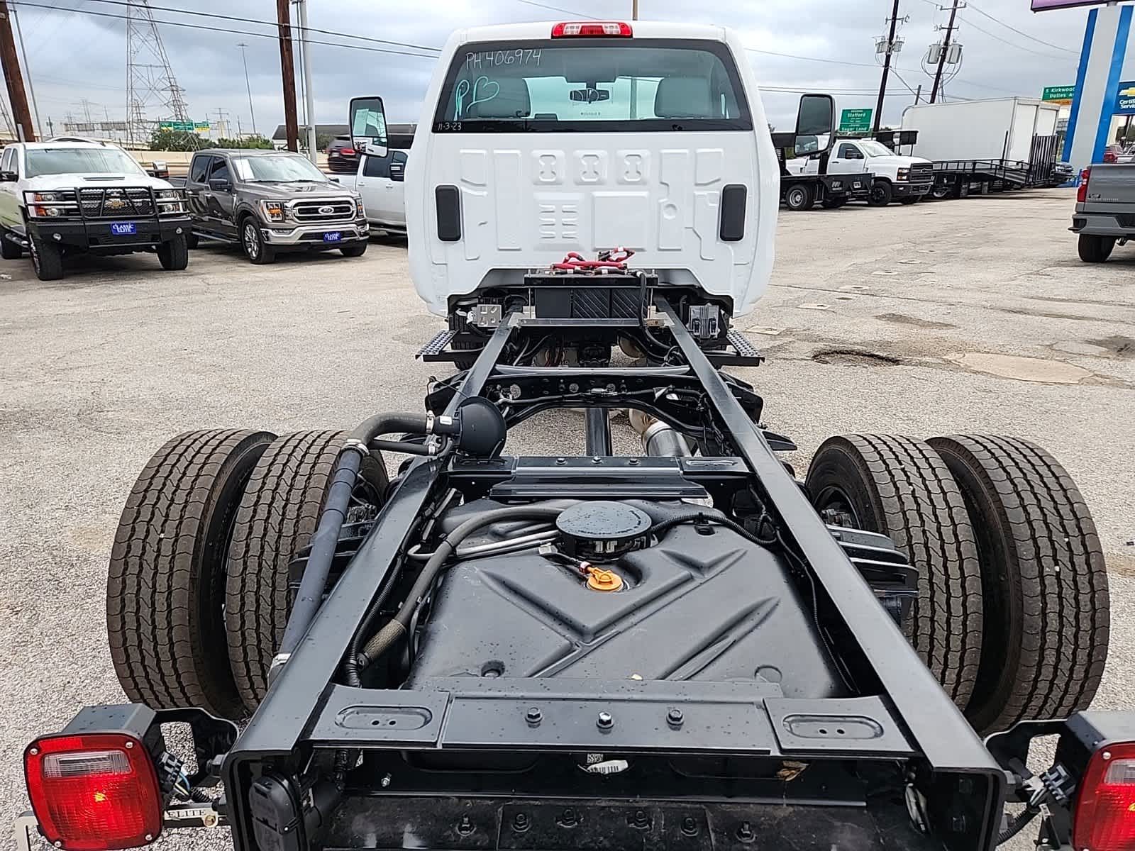 2023 Chevrolet Silverado MD Work Truck 4WD Reg Cab 31