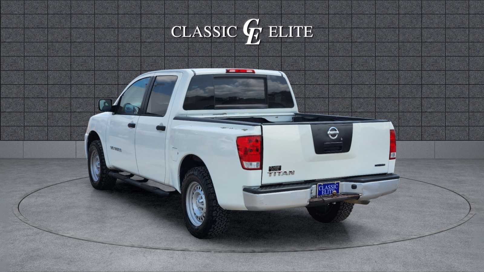 2012 Nissan Titan S 2WD Crew Cab SWB 5