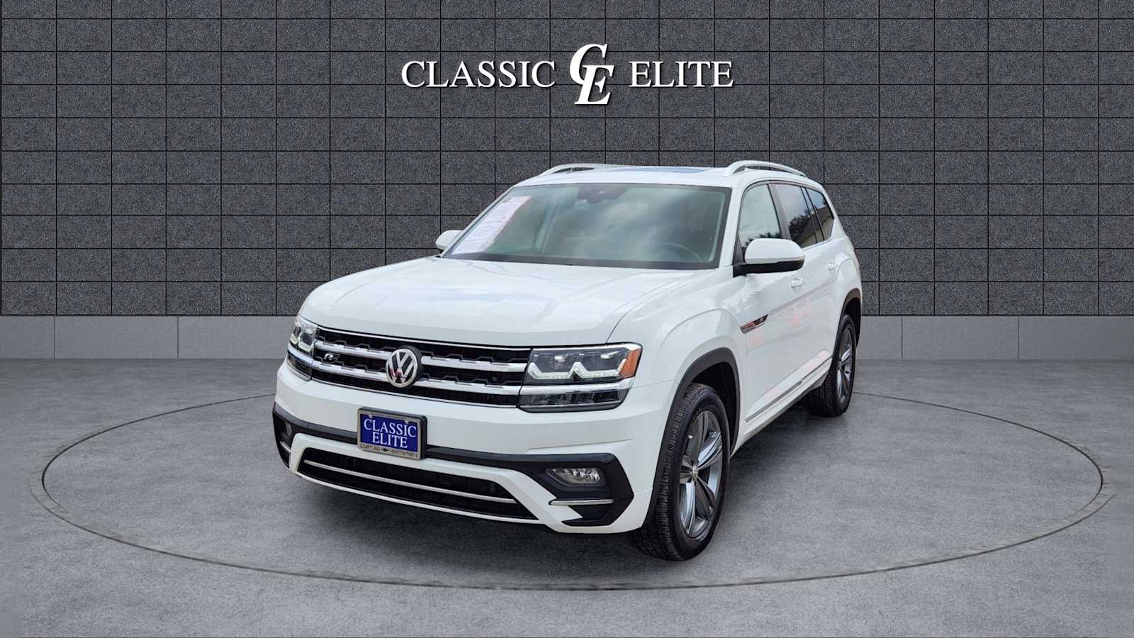 2019 Volkswagen Atlas 3.6L V6 SE w/Technology R-Line 3