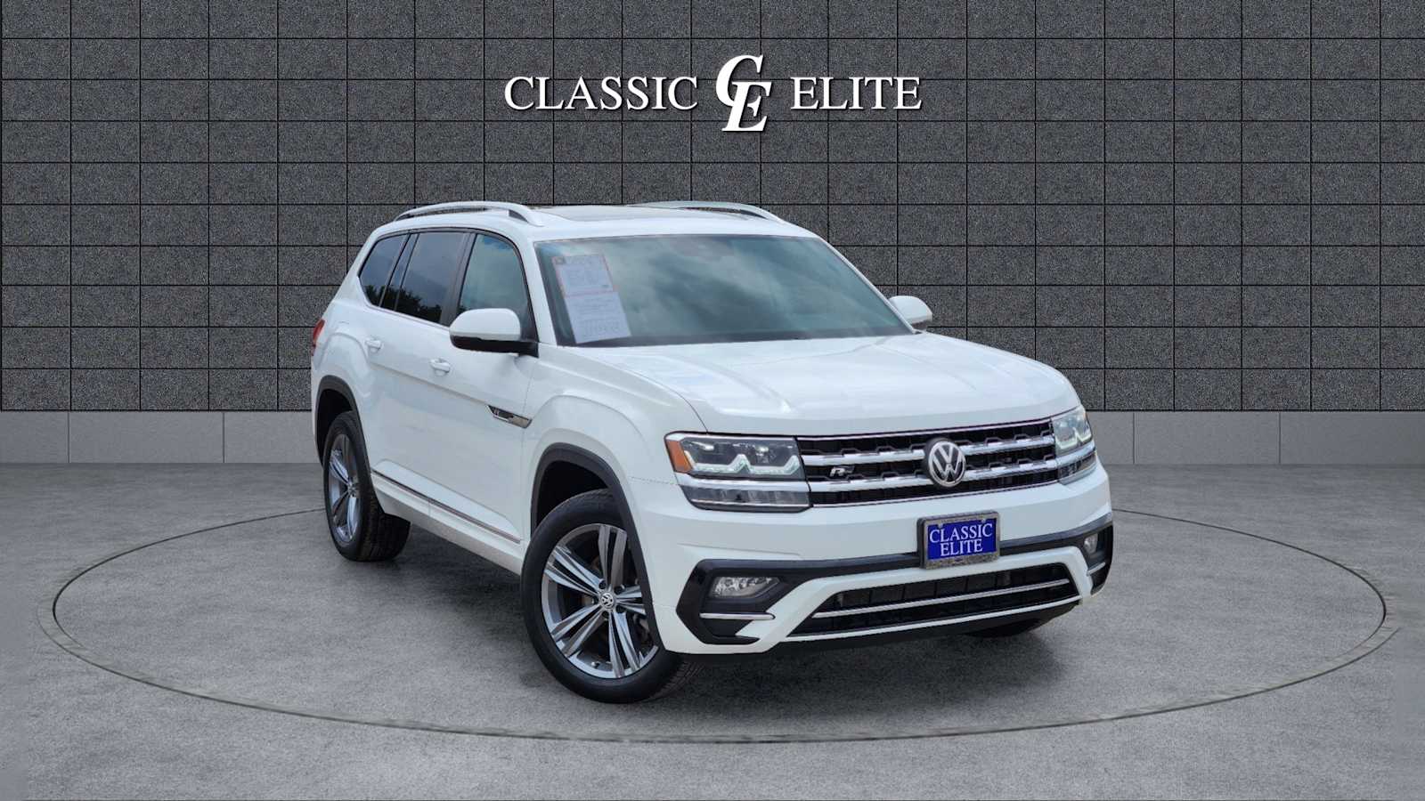 2019 Volkswagen Atlas 3.6L V6 SE w/Technology R-Line 1