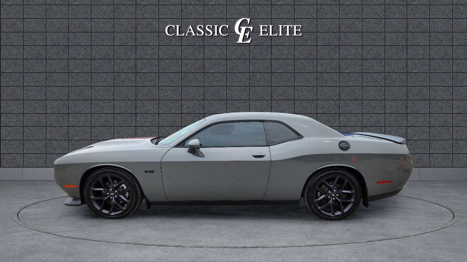 2023 Dodge Challenger R/T 4