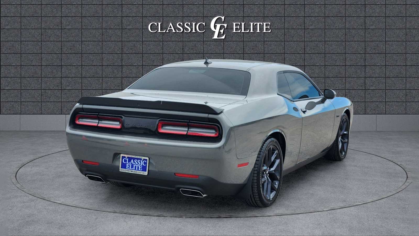 2023 Dodge Challenger R/T 7